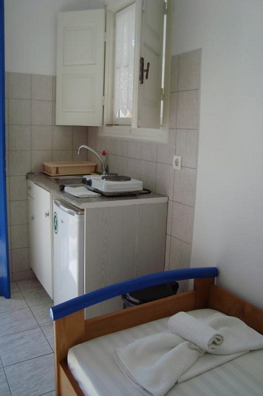 Evgenia Rooms And Apartments Folégandros Esterno foto